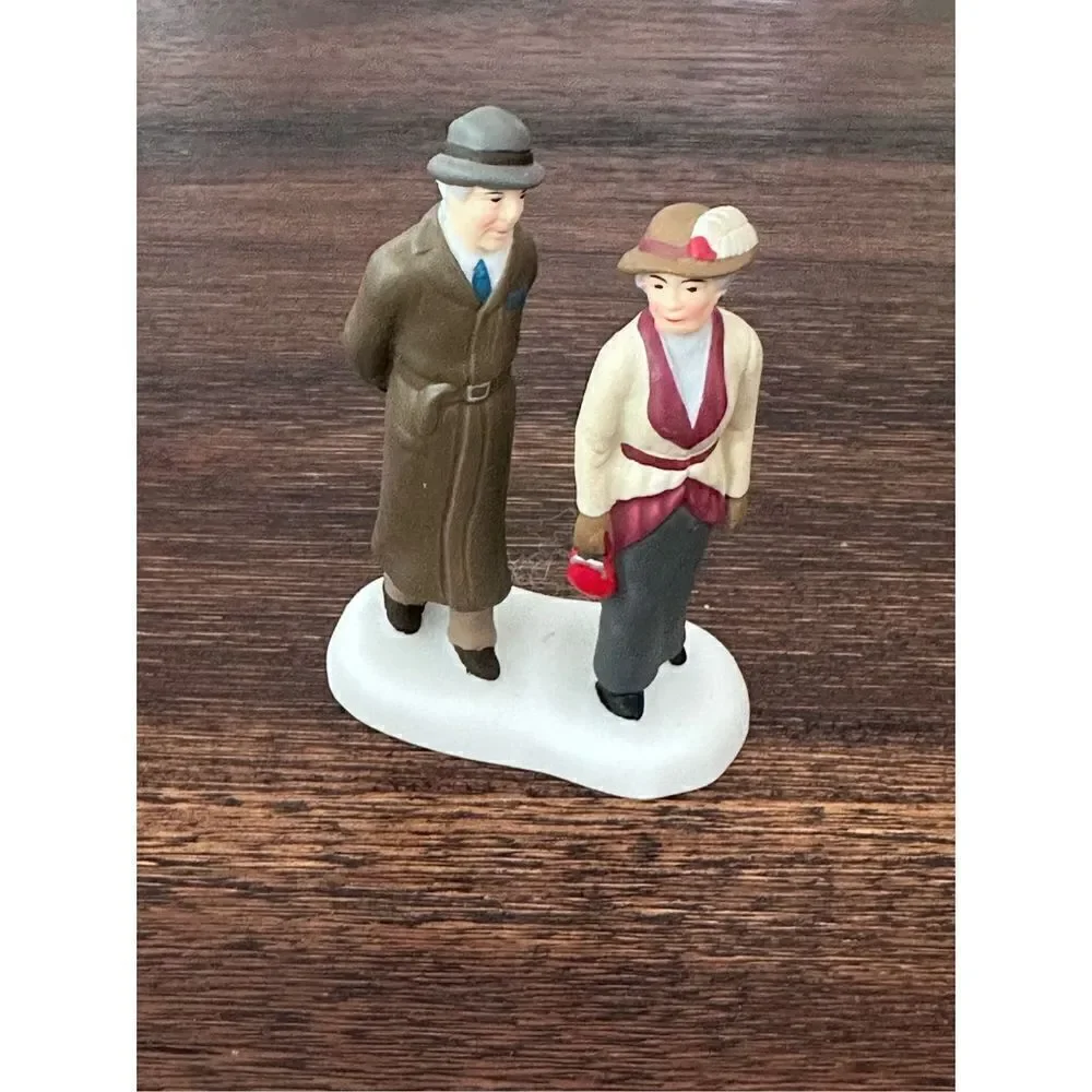 Department 56 Downton Abbey Lady and Gentleman friend village figures